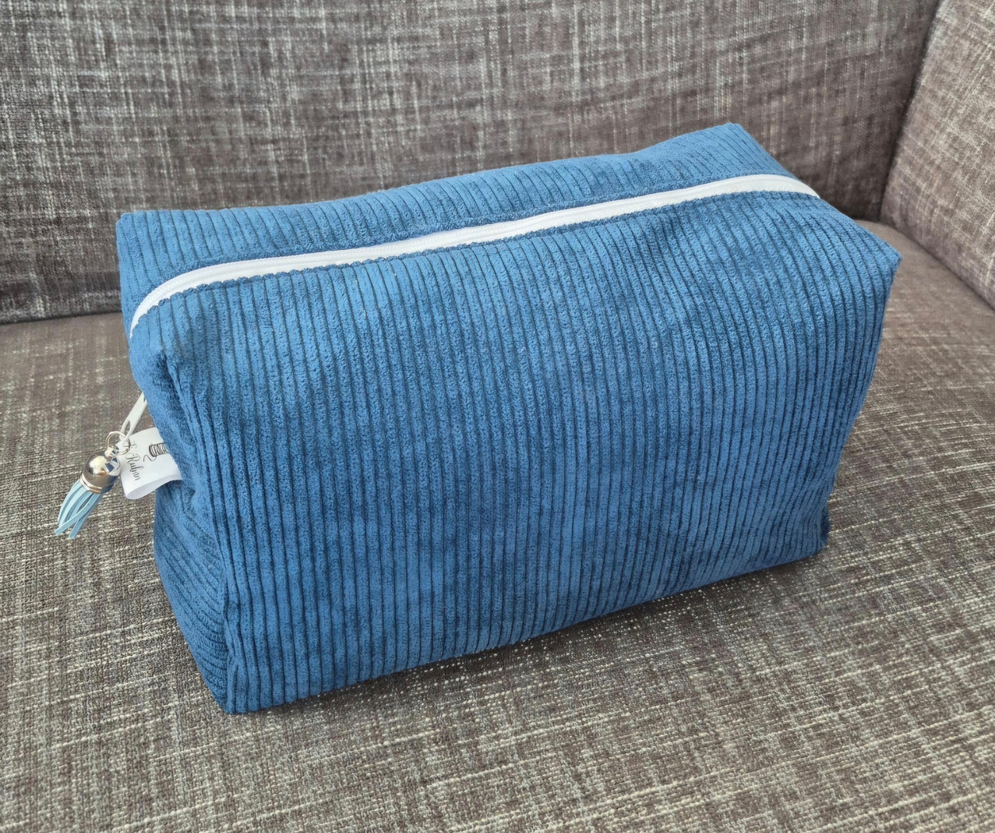 Trousse de toilette en velours côtelé / éponge